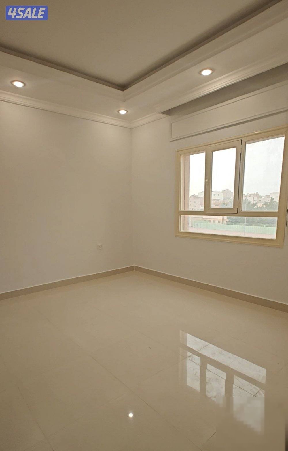 For rent apartment two rooms and hall, kitchen and two bathrooms air conditioning units