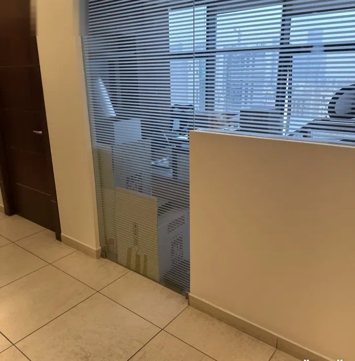 مكتب تجاري للبيع مع رقم الي