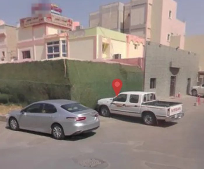 300 m2 More than 6 bedrooms Townhouse for Sale in Farwaniya Ferdous