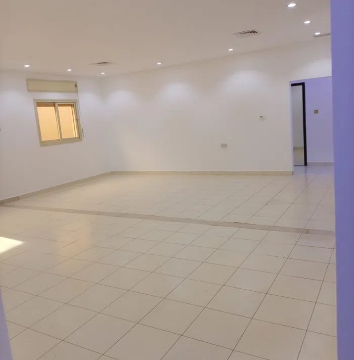 800 m2 More than 6 bedrooms Apartments for Rent in Kuwait City Jaber Al Ahmed