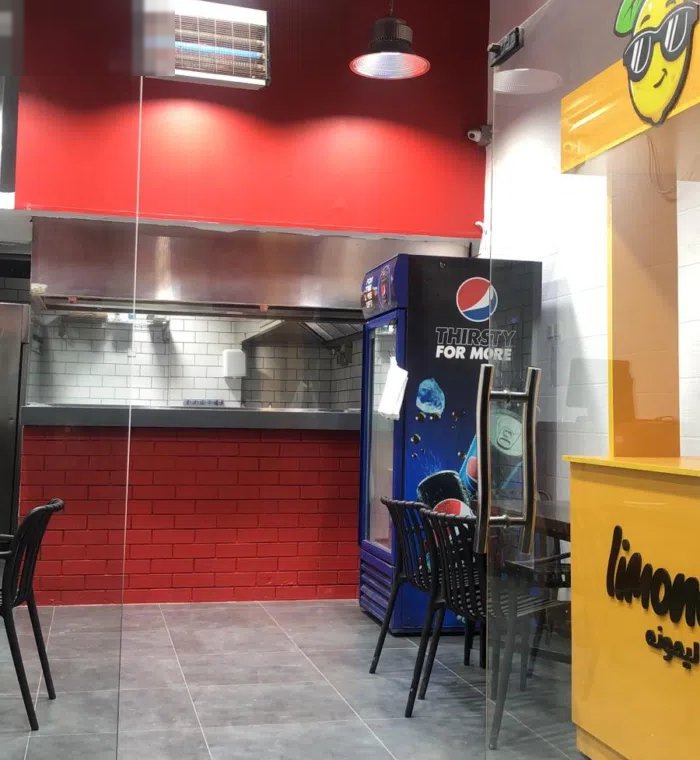 للبيع محل في العارضية الحرفية