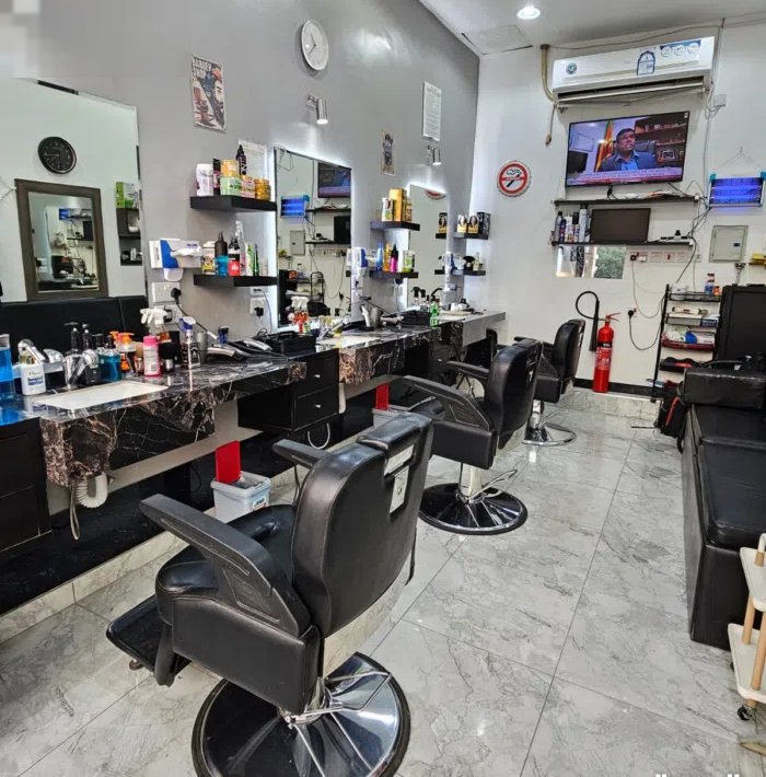 Aqiq saloon for rent