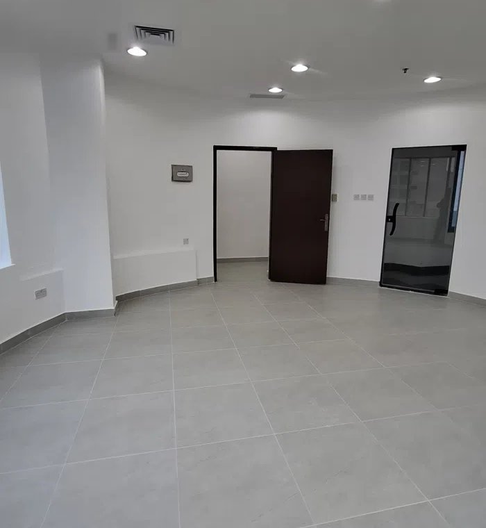 مكاتب للايجار في الفروانيـــة مع 3 شهــــــــــور مجانــــــــــــاً