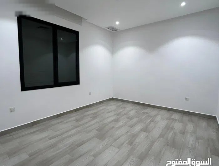 1 m2 4 Bedrooms Apartments for Rent in Hawally Salwa