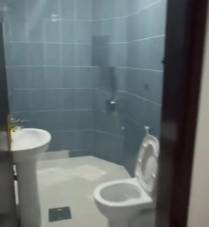 110 m2 3 Bedrooms Apartments for Sale in Al Ahmadi Mahboula