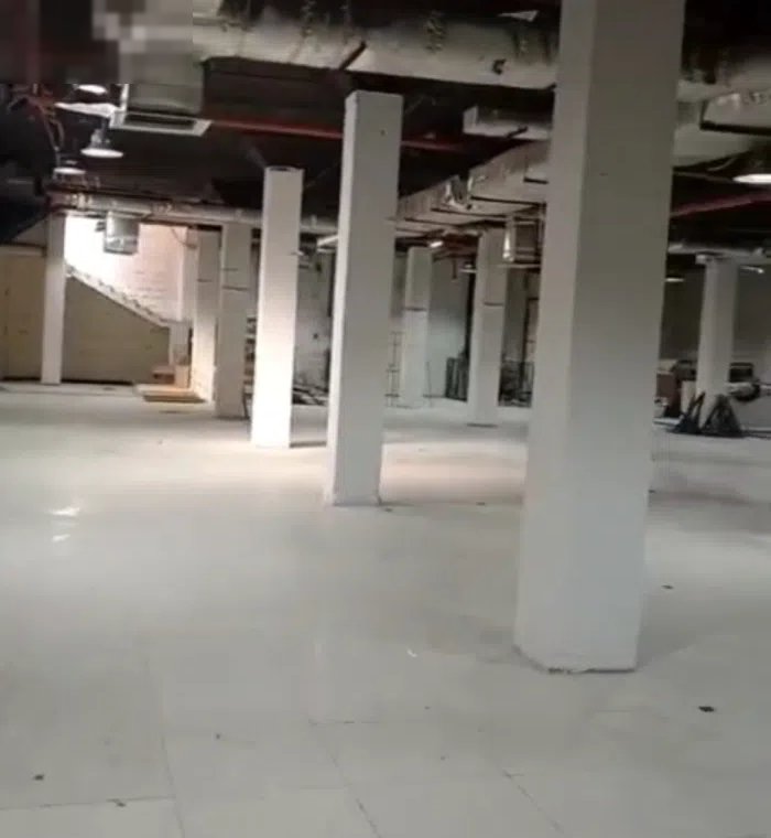 الشويخ  مخزن مرخص  للايجار