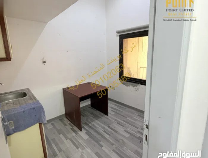 مكتب للإيجار بالسالمية 177 م2 الدور الخامس داخل مجمع تجاري Office for Rent in Salmiya – 177  m,