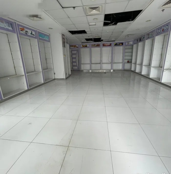 للإيجار محل فى المرقاب 100 متر يصلح لجميع الانشطه