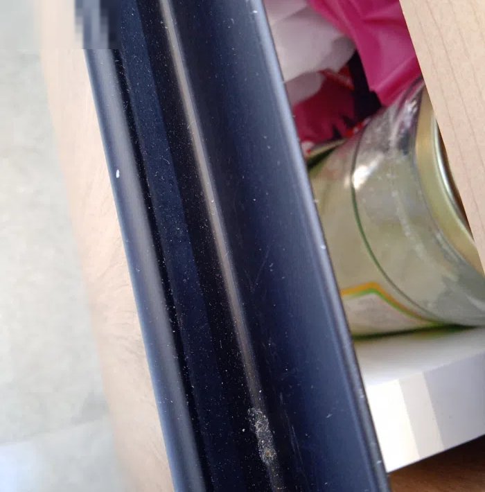 محل مطحنه داخلها بقاله  علا شارع للبيع معا كامل اغراضها ومكاينعا وثلاجاتها بسعر مناسب