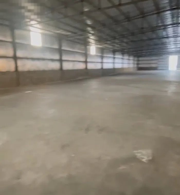 مخزن للإيجار الصليبيه