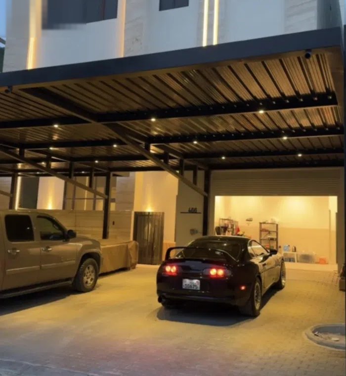 9 m2 More than 6 bedrooms Villa for Sale in Al Jahra Matla'