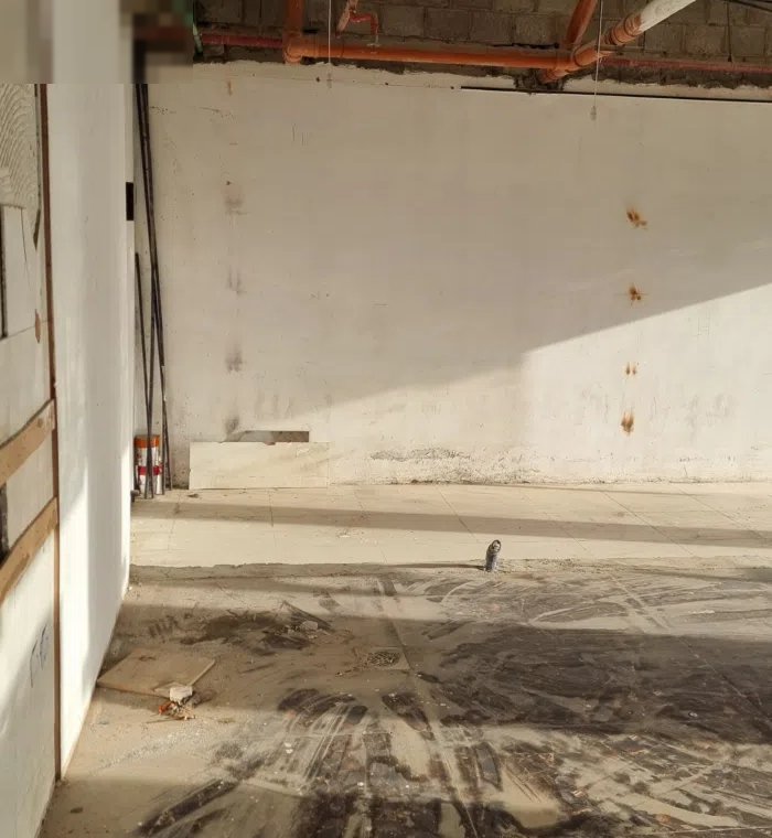 محل للايجار باسواق القرين موقع مميز علي الشارع مساحة 24 متر مربع Shop for rent in Al-Qurain Markets,