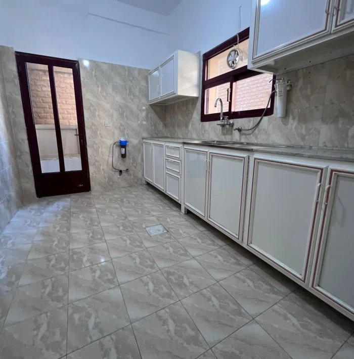 60 m2 2 Bedrooms Apartments for Rent in Hawally Salmiya