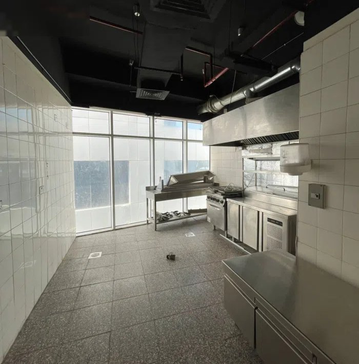 للايجار مطبخ مركزى فى المرقاب متشطب ونظيف 25 متر