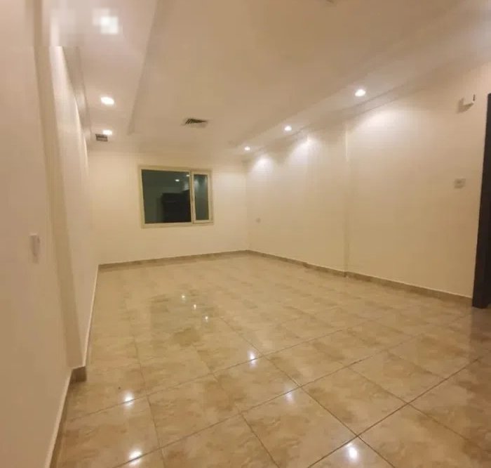 80 m2 2 Bedrooms Apartments for Rent in Hawally Salmiya