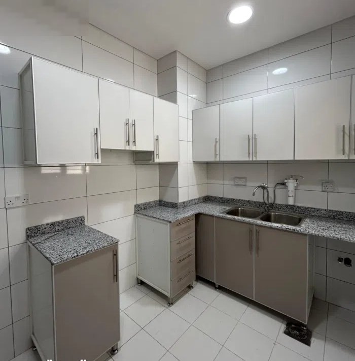 100 m2 2 Bedrooms Apartments for Rent in Hawally Maidan Hawally