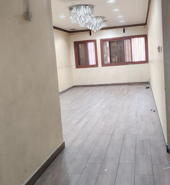 1 m2 3 Bedrooms Apartments for Rent in Hawally Hawally