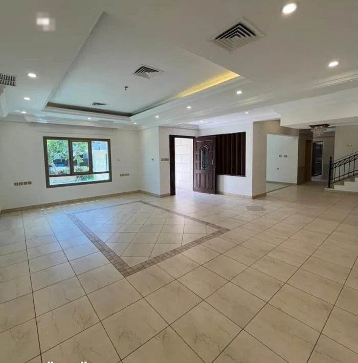 1 m2 3 Bedrooms Villa for Rent in Hawally Shuhada