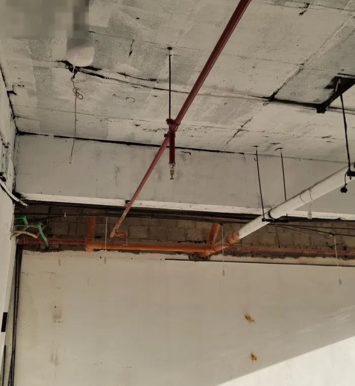 محل للايجار باسواق القرين موقع مميز علي الشارع مساحة 24 متر مربع Shop for rent in Al-Qurain Markets,