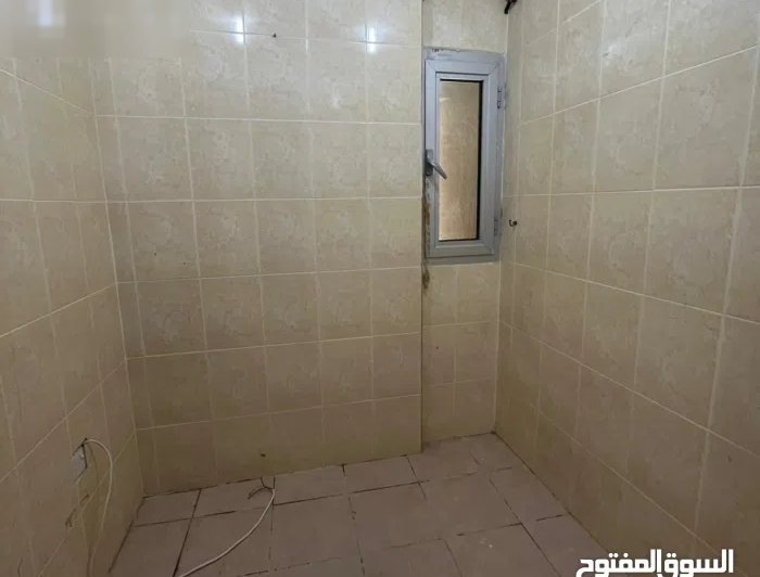 دور كامل تجاري للإيجار في السالمية