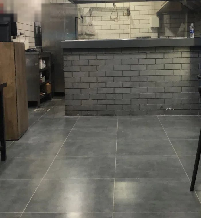 للبيع محل في العارضية الحرفية