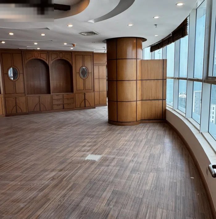 للإيجار  مكاتب تجارية - محلات تجارية - برج تجارى في العاصمه القبلة