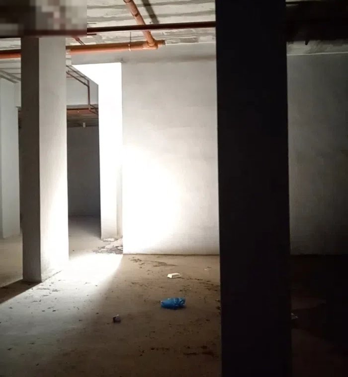 للإيجار سرداب 1000م في المنقف نزلة سيارة