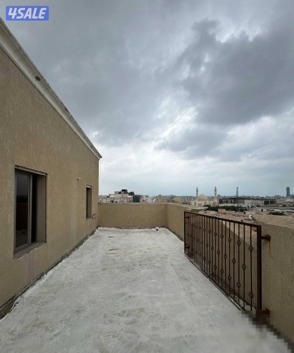 Floor in Fahaheel