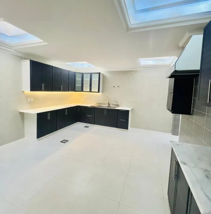 100 m2 4 Bedrooms Apartments for Rent in Kuwait City Faiha