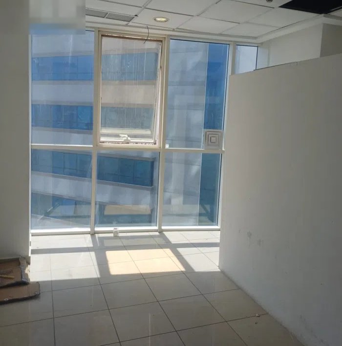 لايجار مكتب في برج تجاري بمنطقه الصالحيه