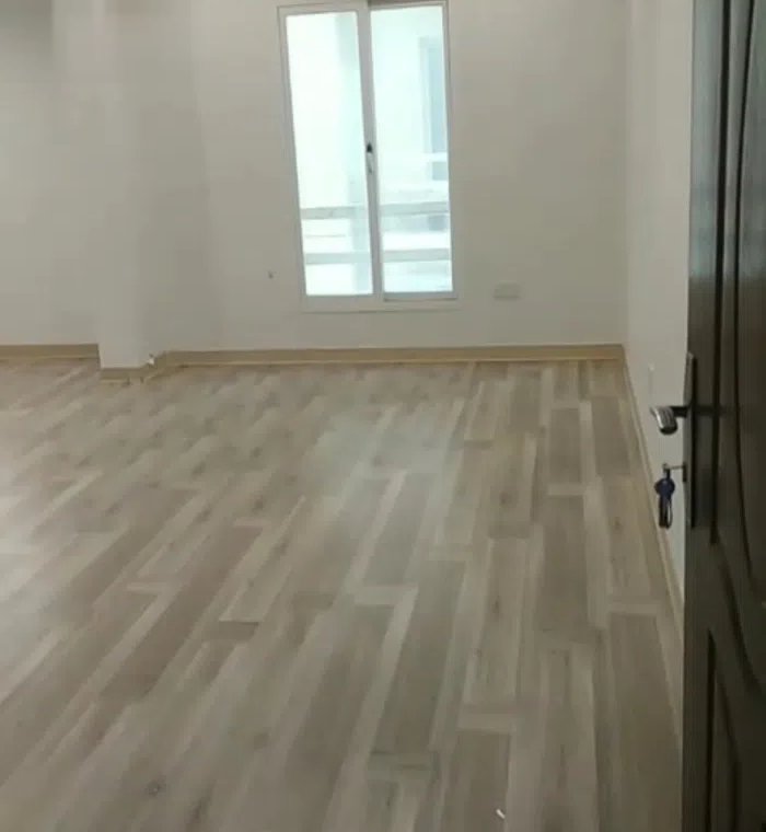 للإيجار – شقق تجارية في صباح السالم (قطعة 1)