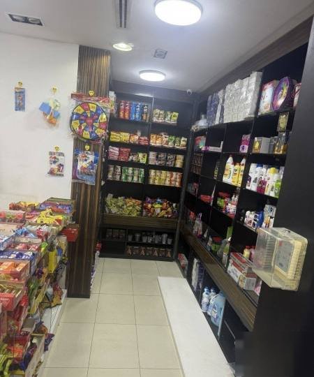 Shop in Ahmadi