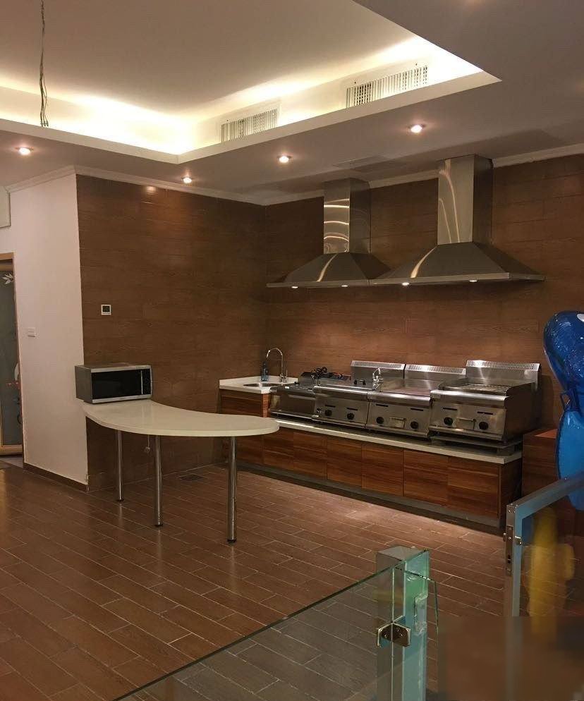 For rent duplex complete in Al Zahra ground and basement with swimming pools big and generous areas