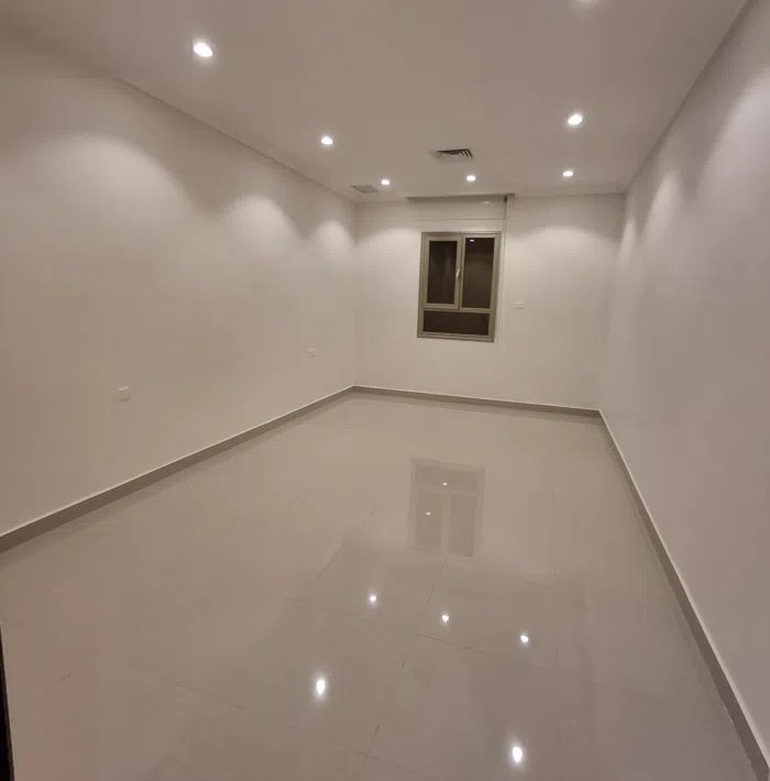 200 m2 3 Bedrooms Apartments for Rent in Al Ahmadi Mangaf