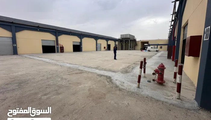 مخازن بالشويخ مساحات تبداء من 165 دينار سعر المتر 7 دينار