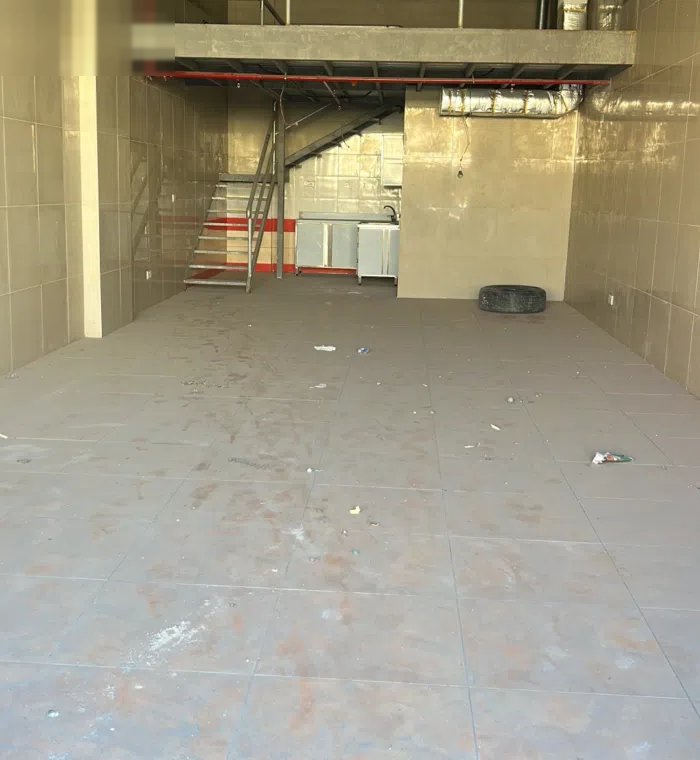 للايجار محل في الشويخ متشطب