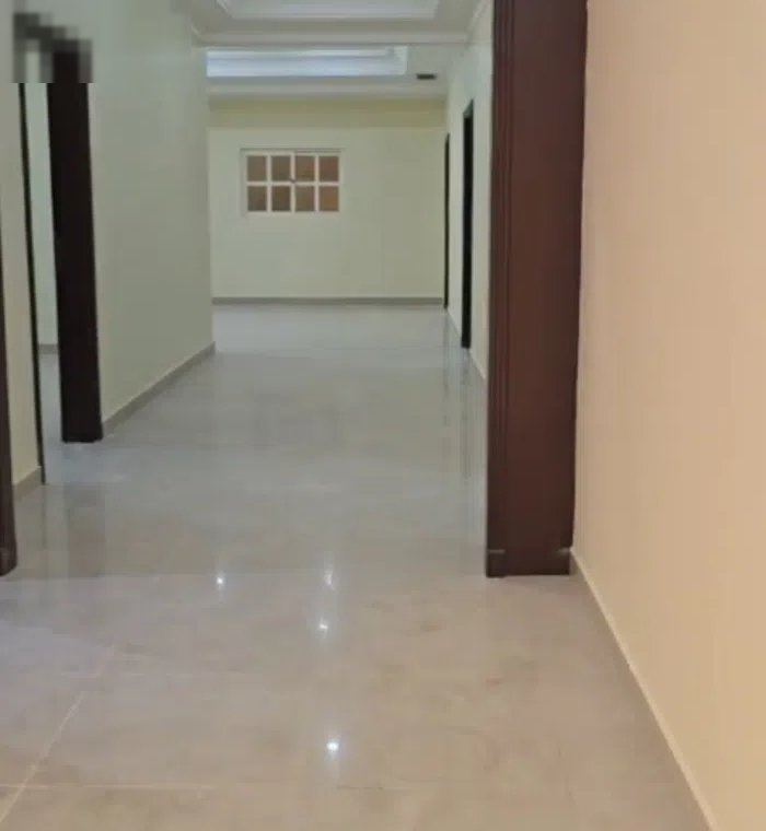 450 m2 More than 6 bedrooms Townhouse for Sale in Hawally Zahra