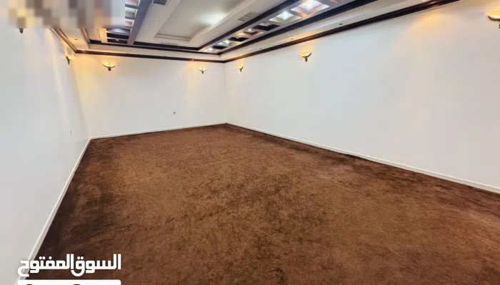 350 m2 More than 6 bedrooms Villa for Rent in Al Ahmadi Mangaf