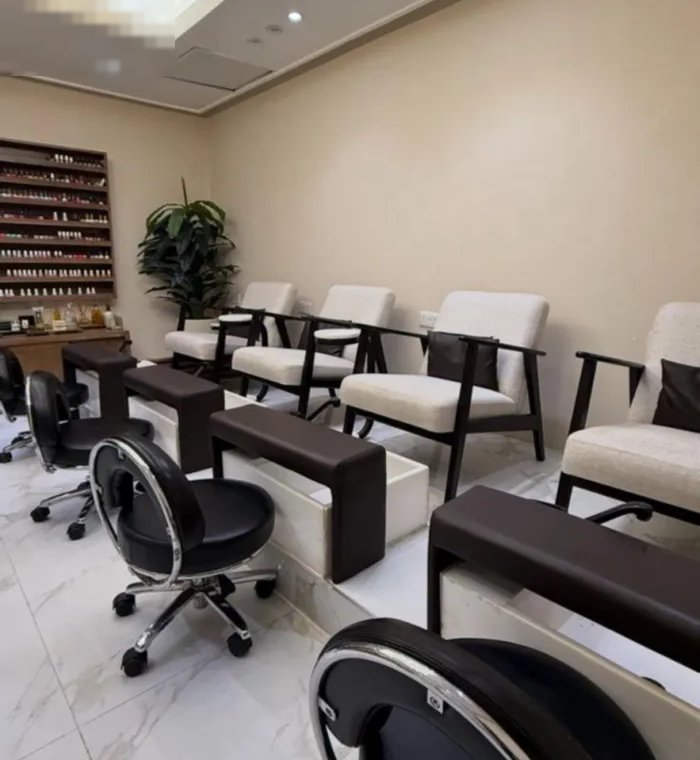 بيعة سريعة صالون نسائي في المهبولة ديكورات مودرن