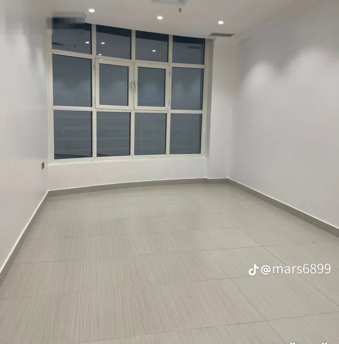 25 m2 Studio Apartments for Rent in Hawally Hawally