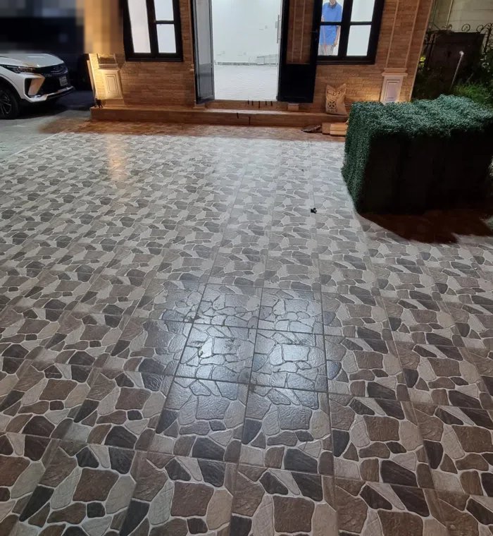 للايجار محل بالسالمية شارع مميز موقع مميز مساحة المحل 42 متر مربع