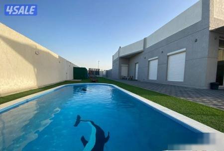 Chalet in Sabah Al-ahmad Al-Marin