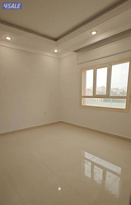 For rent apartment two rooms and hall, kitchen and two bathrooms air conditioning units