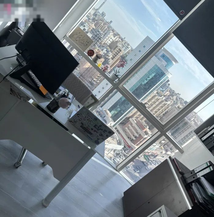 اثاث شركه كامل للبيع