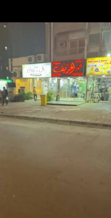 For sale restaurant equipped completely