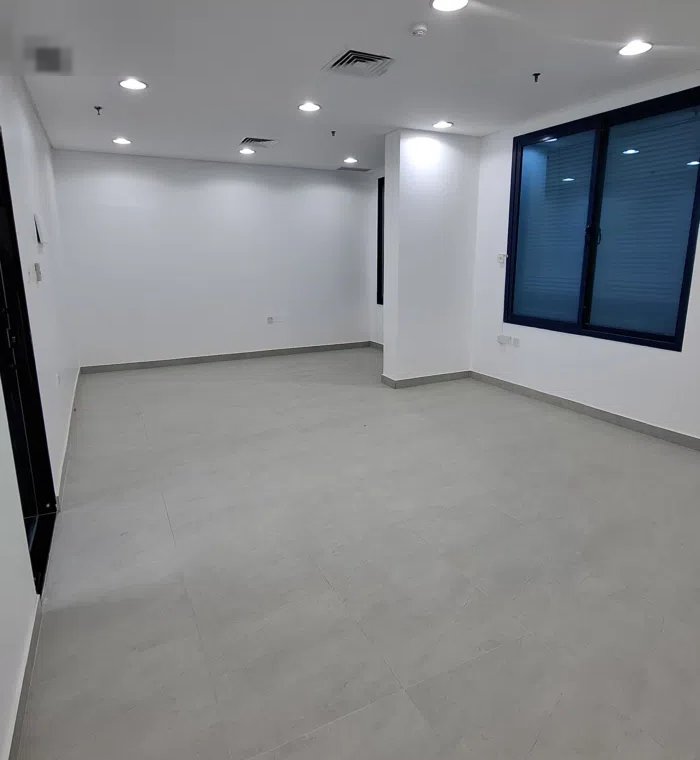 مكاتب للايجار في الفروانيـــة مع 3 شهــــــــــور مجانــــــــــــاً