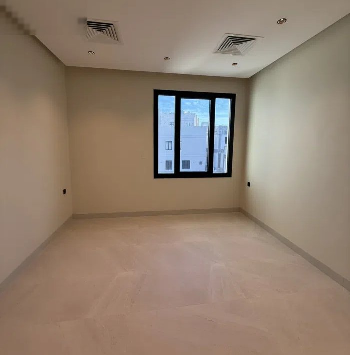 700 m2 More than 6 bedrooms Townhouse for Rent in Kuwait City North West Al-Sulaibikhat
