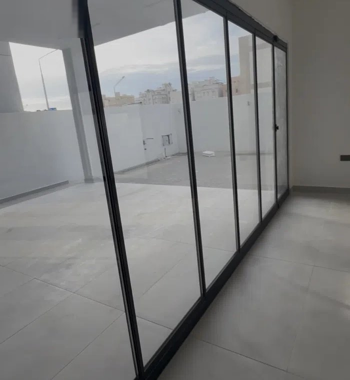 350 m2 More than 6 bedrooms Villa for Rent in Mubarak Al-Kabeer Abu Ftaira