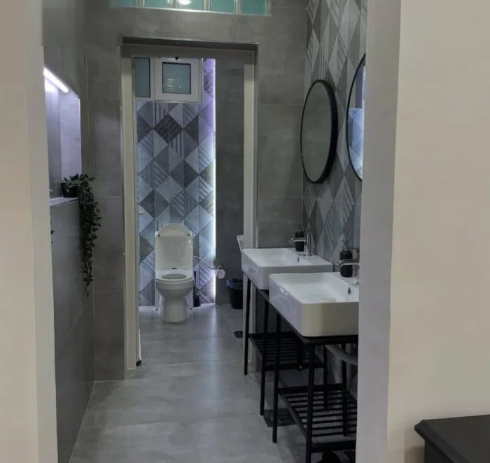 4 Bedrooms Chalet for Rent in Al Jahra Kabd